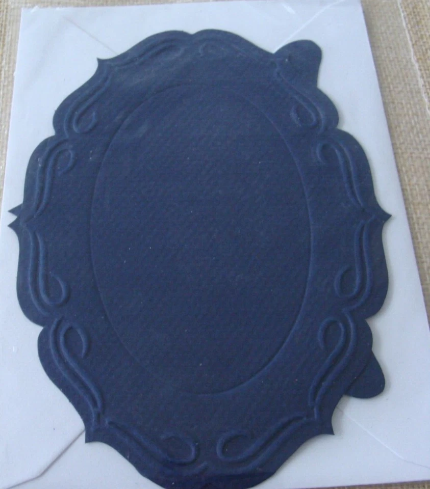 NUEVO SELLADO Papel Troquelado Álbum de Recortes Grabado Marco Ovalado con Sobre - Negro Foto 1 de 4