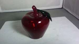 Vintage Glass Red Apple Paperweight EXCELLENT SHAPE - Picture 1 of 4