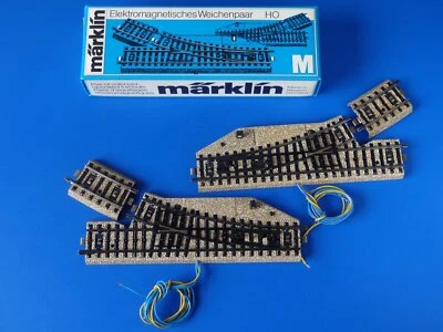 MARKLIN H0 - 5137 - Pair of Straight Switches - M Track // BOX - LN - Image 1 of 2