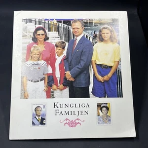 1993 Kungliga Familjen - Royal Family. Swedish Complete Booklet Of Stamps - Picture 1 of 8
