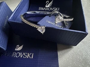 Nuevo Brazalete Brazalete Swarovski Plata Embellecido Piedras Preciosas Regalo de Navidad £119 - Imagen 1 de 6