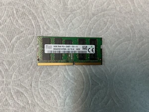 16GB 2RX8 DDR4 2400 (PC4-19200) ECC SO-DIMM Hynix HMA82GS7AFR8N-UH - Bild 1 von 1