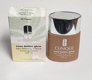 Clinique Even Better Glow Light Reflecting Makeup SPF 15 CN 74 Beige (M) 1 oz - Picture 1 of 3