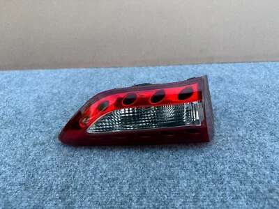 INFINITI FX35 FX37 FX50 QX70 09-17 OEM ЗАДНЯЯ ДВЕРЬ БАГАЖНИК ЛЕВЫЙ ВНУТРЕННИЙ СВЕТ - Изображение 1 из 4