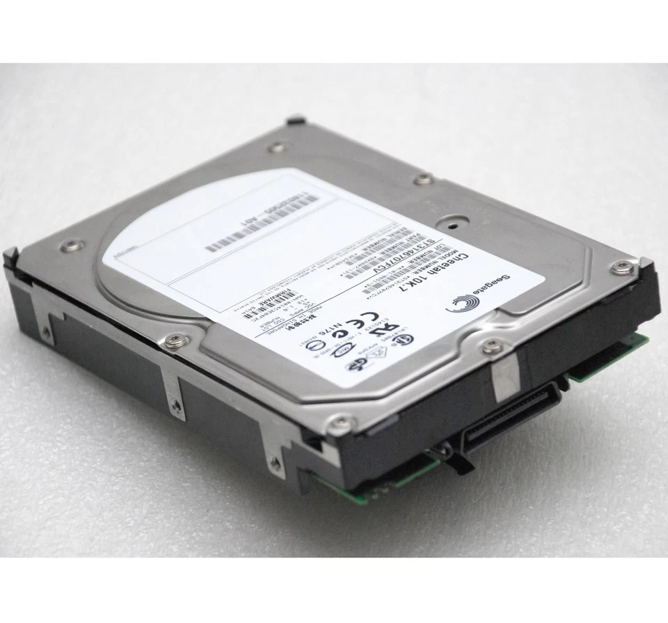 146GB 40-PIN Hard Drive Seagate Cheetah 10K.7 ST3146707FCV 9X2007-131 6A1A P45 - Image 1 of 1