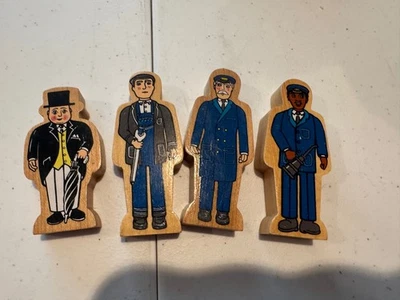 Learning Curve 99111 Thomas & Friends Sir Topham Hatt, 1 Workman, & 2 Engineers - Image 1 of 4