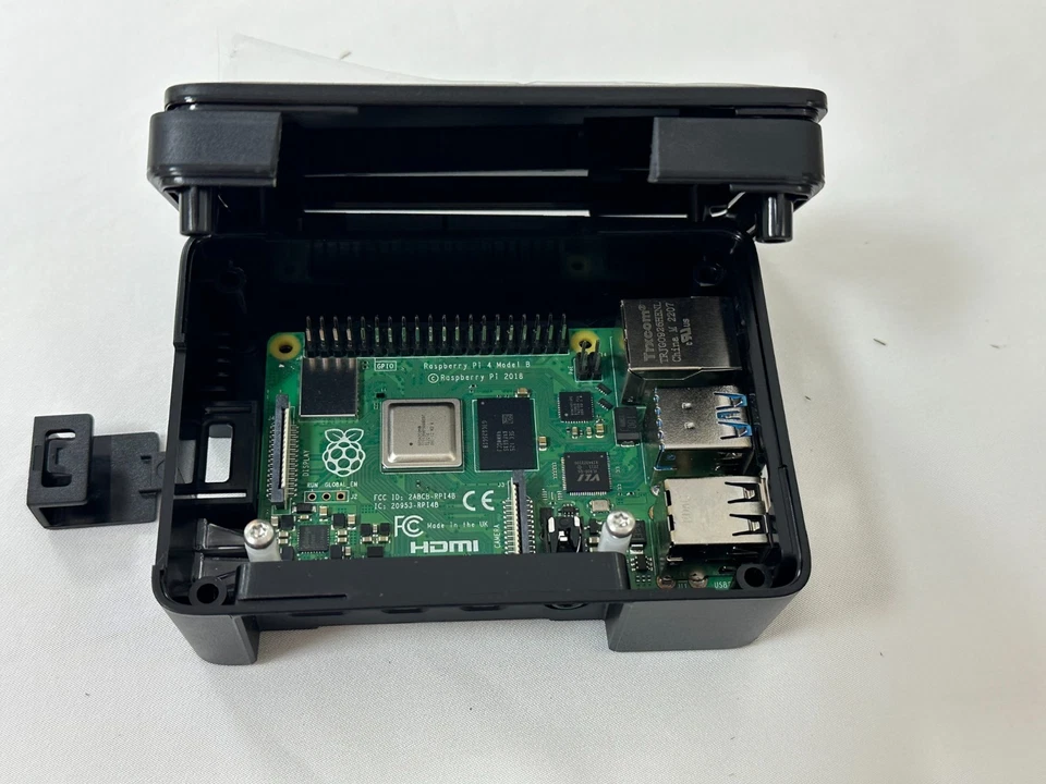 Raspberry Pi 4 Model B (Rev 1.5). 2 GB RAM 16 GB SD Card & secure case - Image 1 of 4