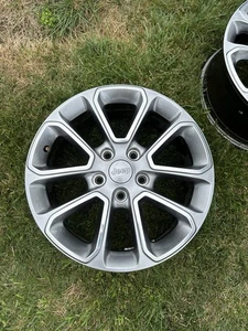 Factory Jeep Grand Cherokee Wheel 18 in Silver Machined OEM WBL 1VH40TRMAB 9136 - Picture 1 of 17