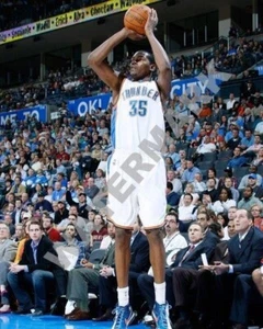 KEVIN DURANT Oklahoma City Thunder Glossy 8 x 10 Photo Print - Picture 1 of 1