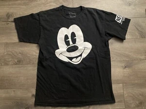 Neff x Disney Mickey Mouse T-Shirt Disneyland Est 1928 Medium Big Face - Picture 1 of 5