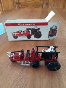 FEUERWEHR SPIELZEUG - VINTAGE 1914 KNOX-MARTIN 1/64 Die-cast mit einigen Plastikteilen - Bild 1 von 10