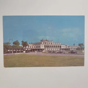 The Washington National Airport Washington D.C. Vintage Chrome Postcard - Picture 1 of 6