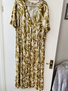 New Lovely summer dress size 20 - Picture 1 of 5
