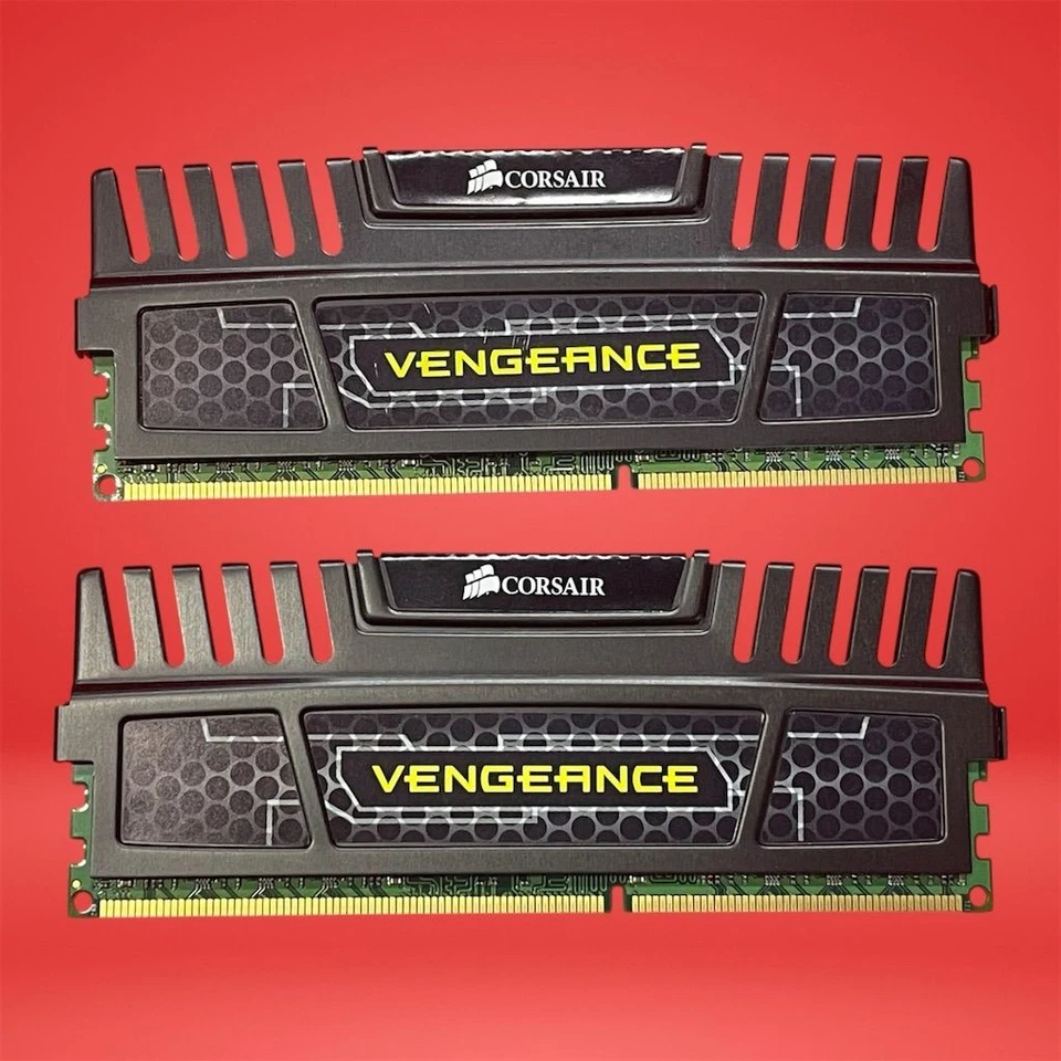 Corsair Vengeance 8GB (2x4GB) DDR3 1600MHz PC3-12800 RAM CMZ8GX3M2A1600C9 - Image 1 of 3