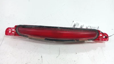 Tercera luz de freno de montaje alto Mazda 3 2010 2011 2012 2013 Foto 1 de 4