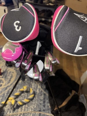  Dunlop  Ladies' Hybrid Club Set with Cart Bag - Pink - Image 1 of 2