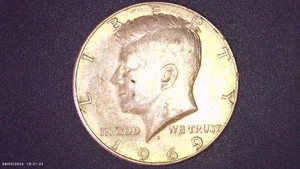 1969 D half dollar, 40% - Picture 1 of 2