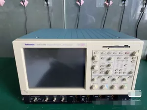 1pc Tektronix TDS7254B Digital Phosphor Oscilloscope 2.5 GHz 20 Gs/s #L - Picture 1 of 5