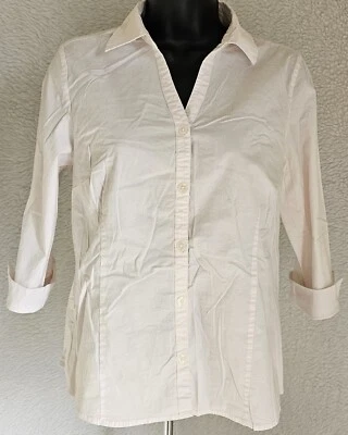 Croft & Barrow Womens Shirt Top Blouse Size PM Medium Petite White - Image 1 of 4
