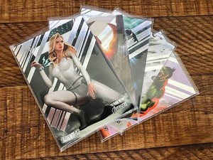 2022 Fleer Ultra AVENGERS BASE & SILVER AGE:  You Pick - Complete your set!