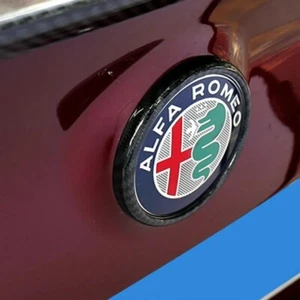 Alfa Romeo Carbon Look Carbon Rear Logo Frame for Giulia and Stelvio - Picture 1 of 2