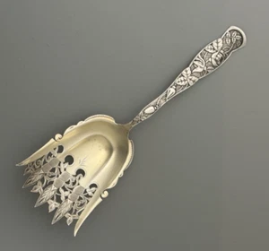 KNOWLES BUG or ROSE Sterling Silver SPINACH Fork #12 No Mono - Picture 1 of 7