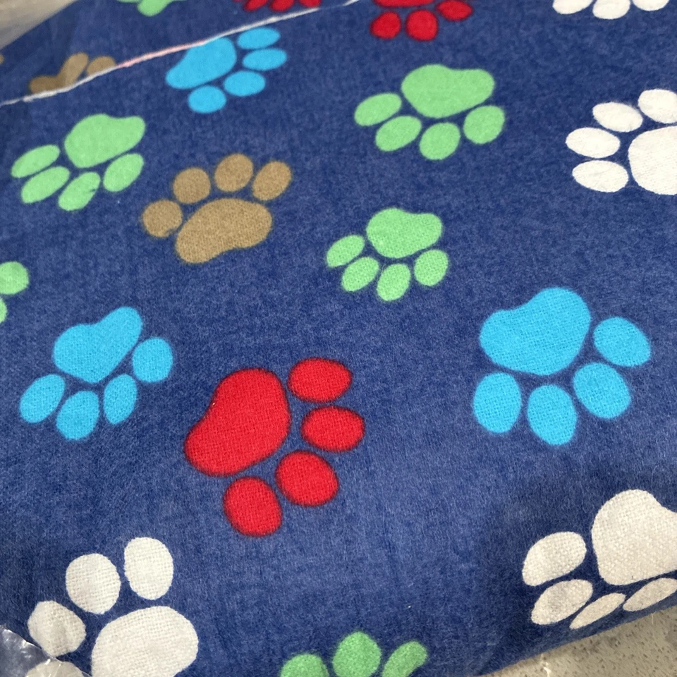 Tecido de flanela com estampa de pata azul Joanns 6 jardas NOVO parafuso completo - Imagem 1 de 4