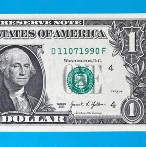 November 7, 1990 / 11 July 1990 : D 11071990 F $1 One Dollar Bill BIRTHDAY *UNC* - Picture 1 of 4