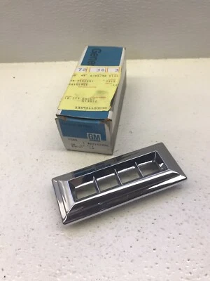 Nuevo de Lote Antiguo 1983-1989 Buick Skyhawk Puerta Izquierda Ventana Interruptor Bisel GM 20152956 Foto 1 de 4