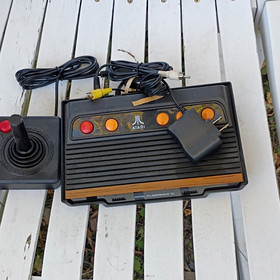 Atari Flashback 3 Home Console Atari 2600 Black w/ Joystick, RCA AV, Adapter