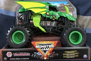 MONSTER JAM - BAKUGAN GREEN DRAGONOID Truck - 1:24 Scale Series 22 - NEW SEALED - Picture 1 of 3