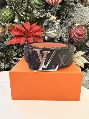 Cinturón Louis Vuitton negro con diseño de monograma talla 32-- 36 cintura Foto 1 de 3