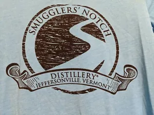 "Smuggler's Notch Distillery" Jeffersonville Vermont Women's XL Blue Tee-Shirt - Picture 1 of 4