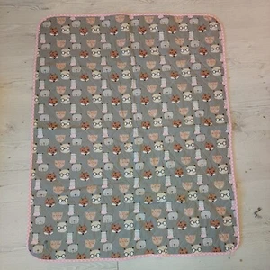 Krabbeldecke Kinderwagendecke grau rosa Tiere Beige Mum - Bild 1 von 3