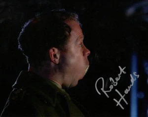 Doctor Who Autograph: ROBERT HANDS (The Empty Child) Signed Photo - Imagen 1 de 1