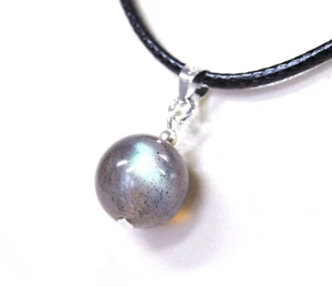 Anhänger/ Halskette aus dem Edelstein Labradorit Kugelform Ø12 mm mit Lederkette - Picture 1 of 2