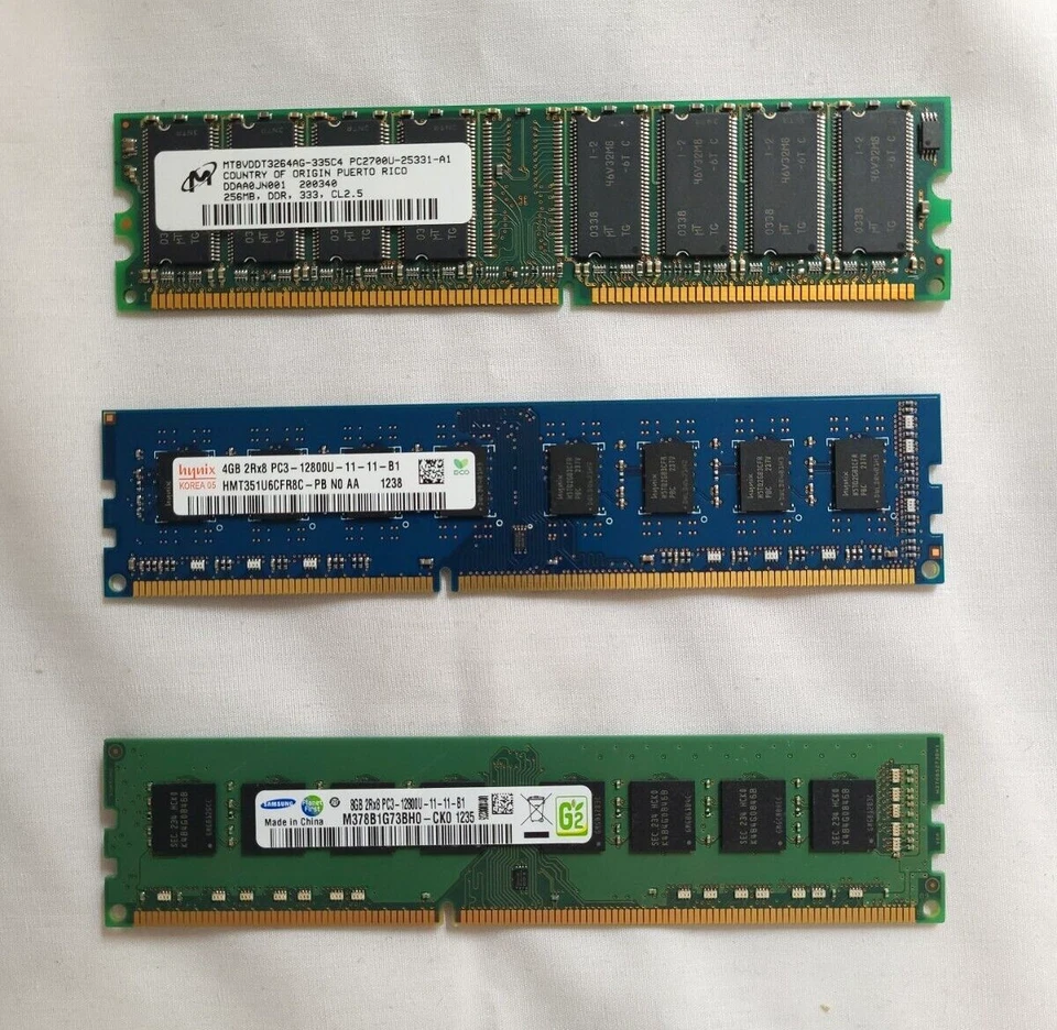 Hynix 4GB HMT351U6CFR8C-PB NO AA, Samsung 8GB 2Rx8 PC3 M378B1G73BH0, Plus 1 more - Image 1 of 4