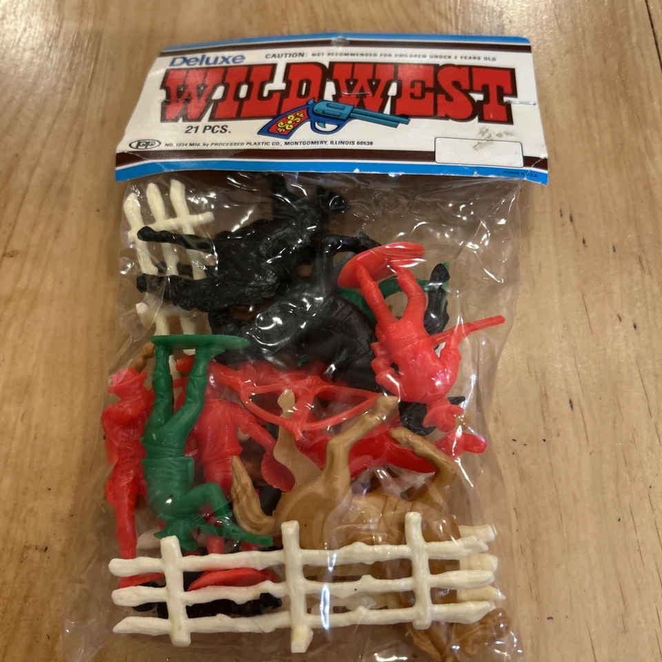 Vintage Tim Mee 12340 Cowboys and Indians Made in USA Priority