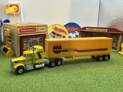 1982 YatmingKenworth Truck Cab AAA Trucking No 1407 Triple A Trailer Rig Road - Image 1 of 4