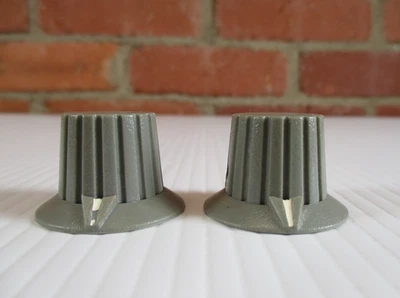 Par de perillas grises receptor transmisor tubo radioaficionado vintage cantidad disponible Foto 1 de 4