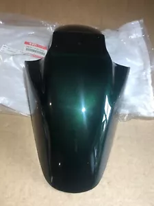 Suzuki GSF1200 Bandit 96-00 NOS OE Front Mudguard Fender - Green 53111-17C21-Y7G - Picture 1 of 12