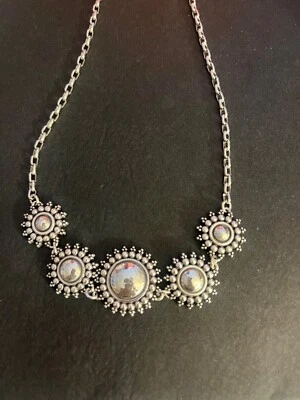 Collar Brighton Telluride Sunburst Estilo JM3060 + Bolsa Brighton Foto 1 de 4