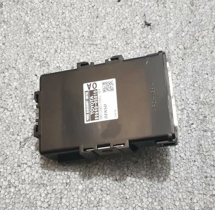 TOYOTA AVENSIS 3 T27 08-11 CENTRALINA MODULO DI CONTROLLO 8969005010 ORIGINALE  - Immagine 1 di 3