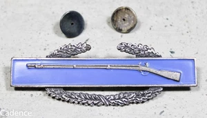 Insignia de infantería de combate CIB de la Segunda Guerra Mundial de Estados Unidos NOMBRADA esterlina con embragues de ley. Bonito A224 - Imagen 1 de 6