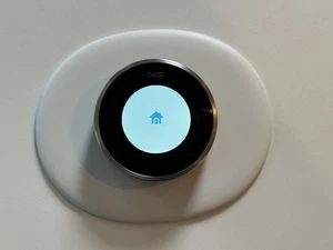 Nest 2nd Generation Learning Silver Programmable Thermostat - Picture 1 of 5