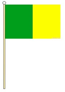 BANDERA Y POSTE GRANDE ONDEANDO A MANO VERDE Y AMARILLO DORADO DEL CONDADO IRLANDÉS 18"" x 12 - Imagen 1 de 1