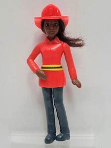 2019 Mattel McDonalds 5,5 Zoll FEUERWEHRMANN BARBIE Happy Meal Spielzeug - Bild 1 von 3