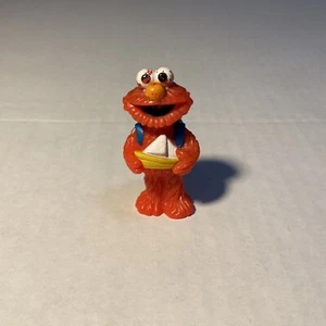 Figura de PVC Sesame Street Elmo con velero y mochila 2,5" Henson - Imagen 1 de 4
