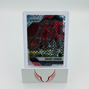 2016-17 Panini Prizm Prizms Starburst Hawks Basketball Card #71 Dwight Howard
