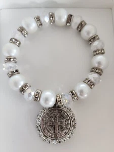 From my mom’s closet: St Benedict's bracelet - Picture 1 of 3